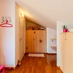 Nyaraló Aurora By Interhome Colico