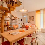 Nyaraló Aurora By Interhome