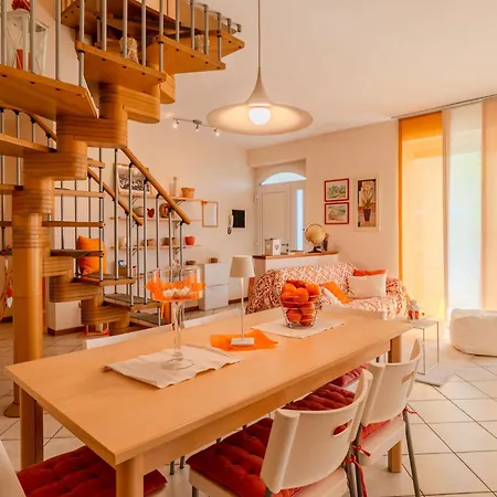 Nyaraló Aurora By Interhome